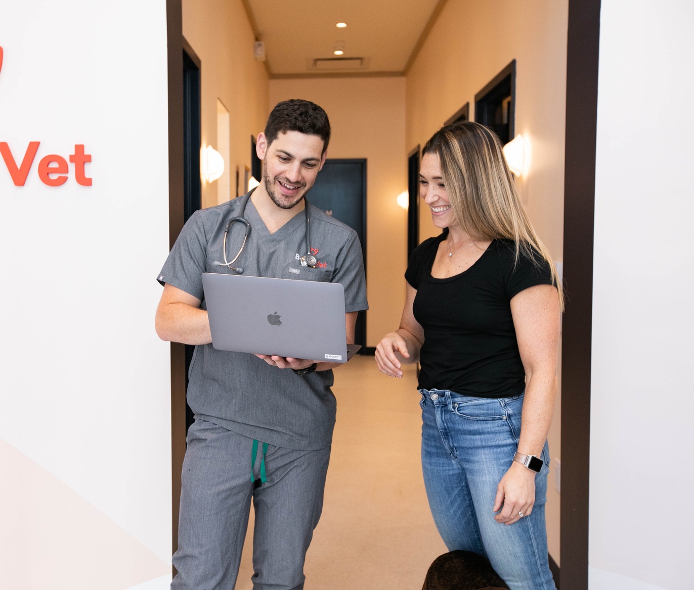 Animal Hospital & Vet Clinic in Alexandria, VA Bond Vet